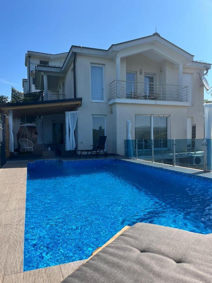 Ferienhaus Siroki Brijeg Bagian luar foto
