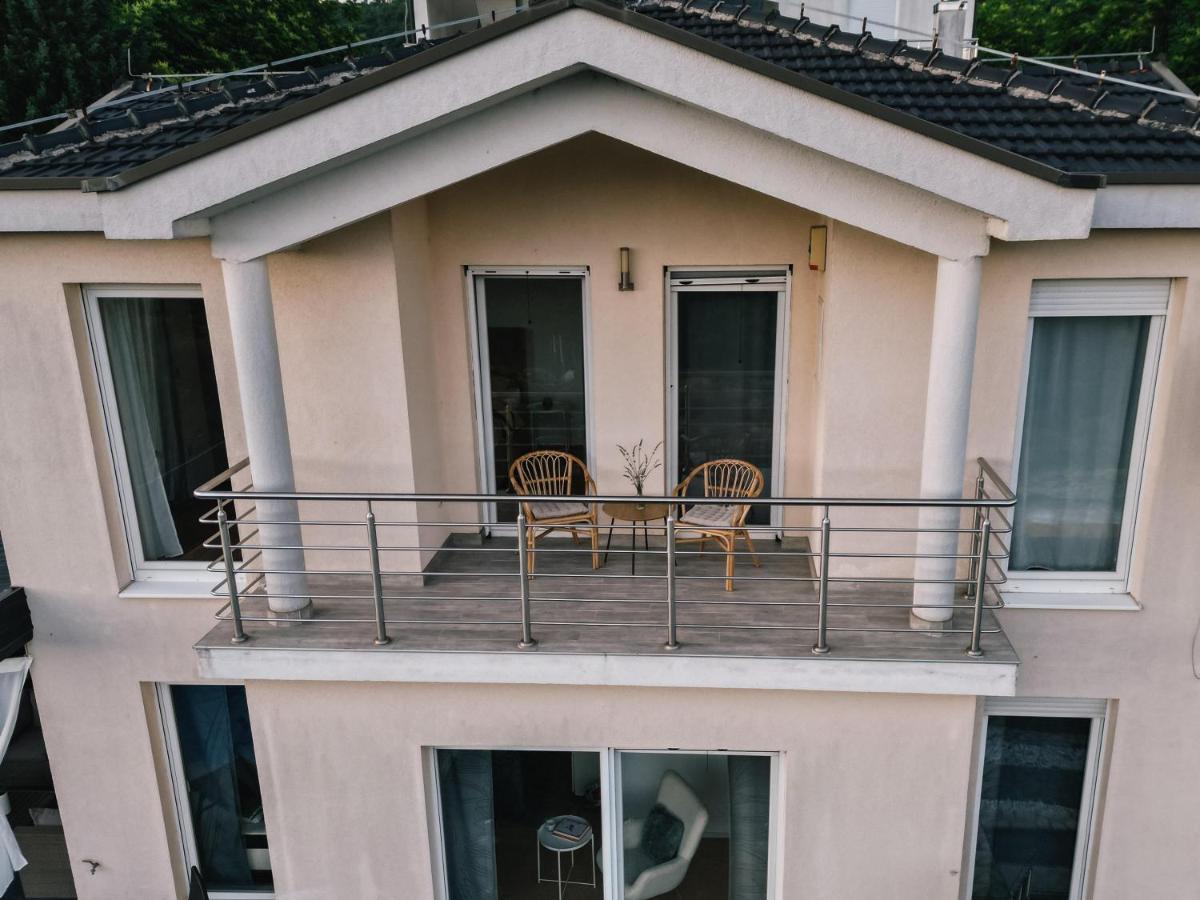 Ferienhaus Siroki Brijeg Bagian luar foto