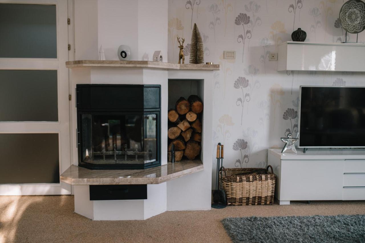 Ferienhaus Siroki Brijeg Bagian luar foto