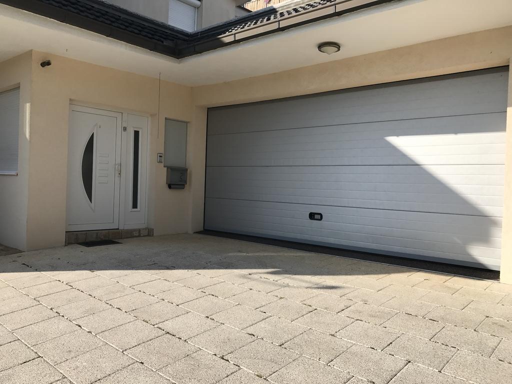 Ferienhaus Siroki Brijeg Bagian luar foto